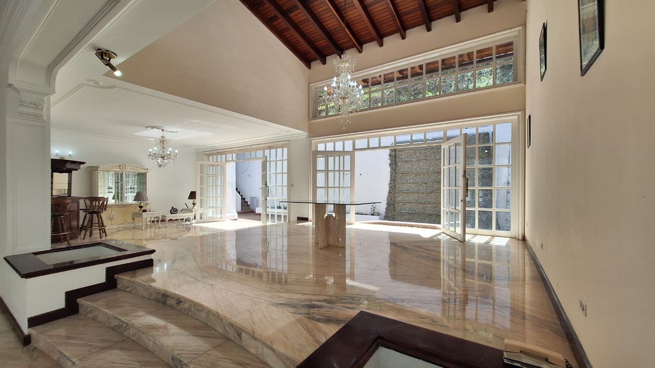  Casas en Venta 